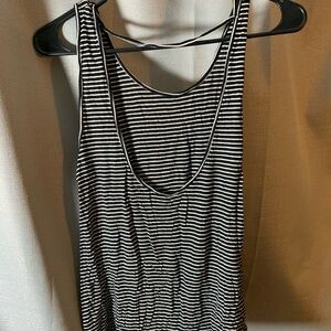 Striped low back tank top with black and white stripes
